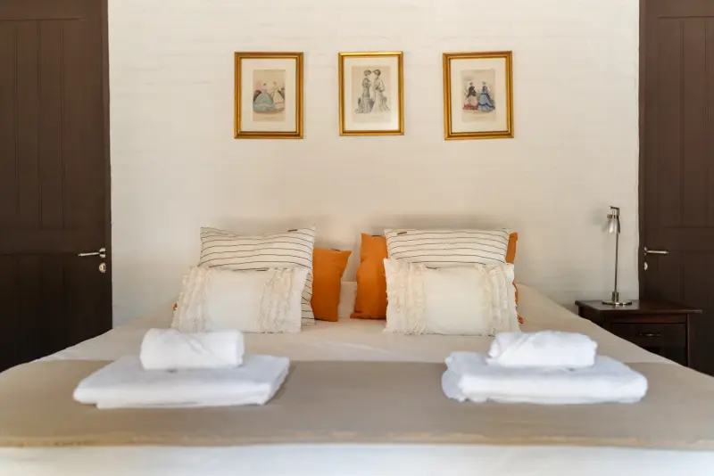 Cama matrimonial suite principal
